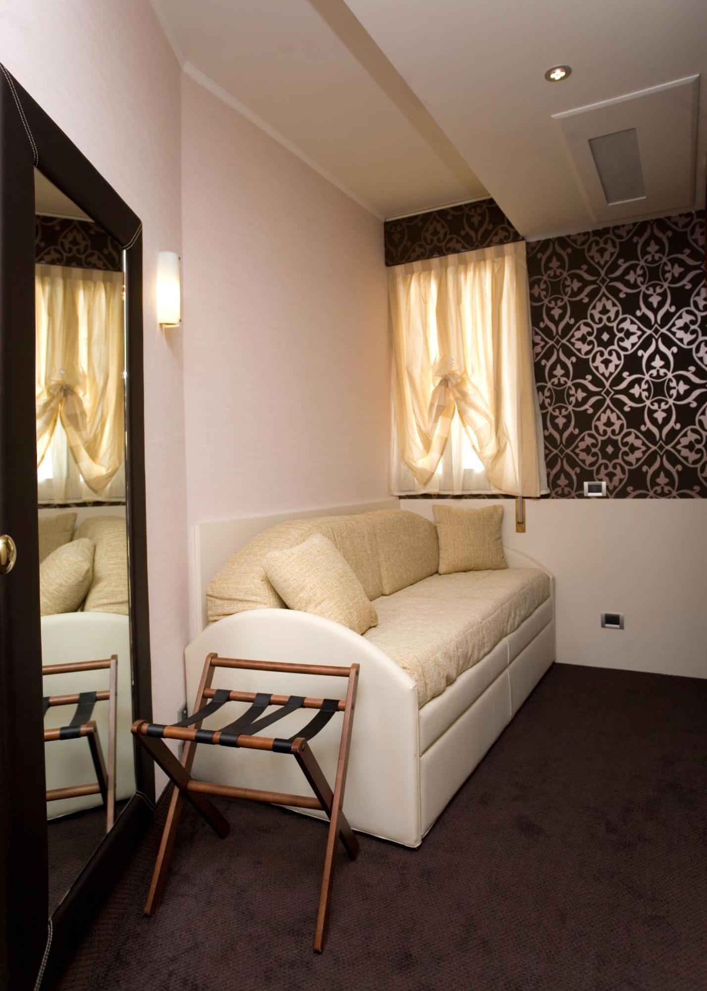 Hotel Rivamare Lido di Jesolo Exterior photo